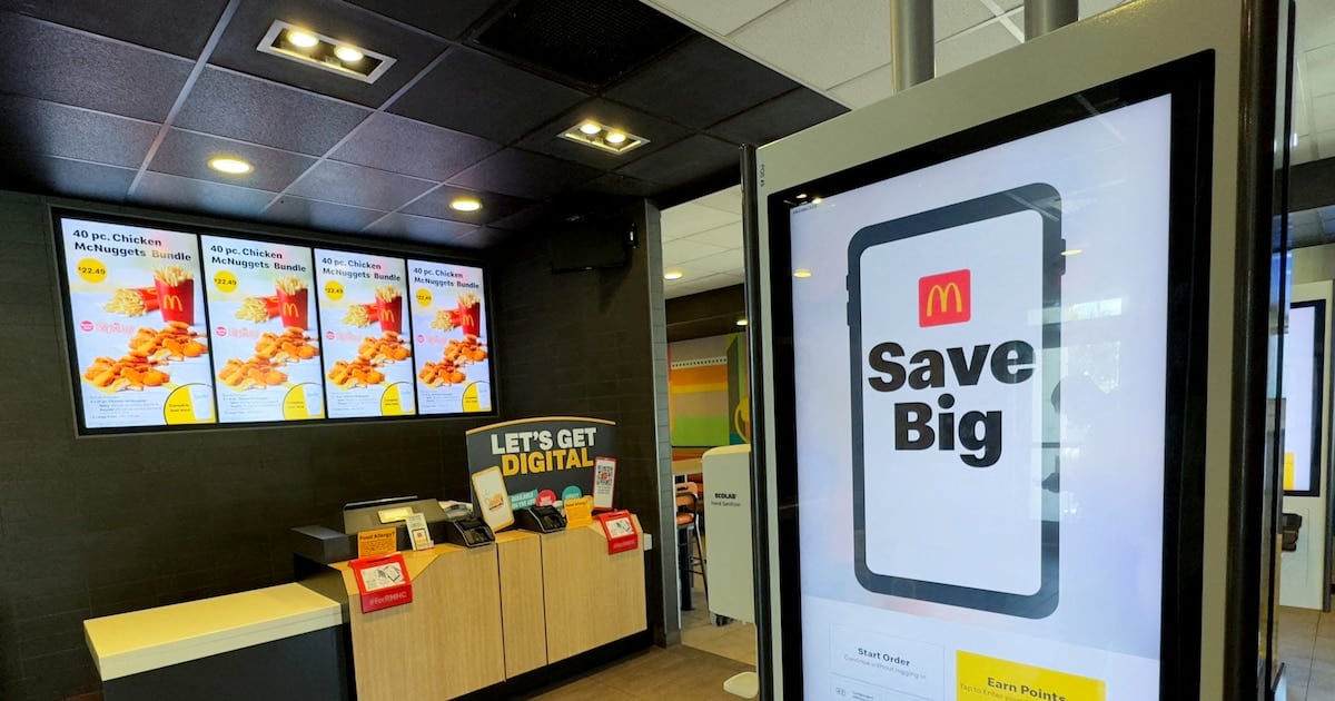 McDonald's recurre a inteligencia artificial para sugerir precios por local y desata quejas entre franquiciados