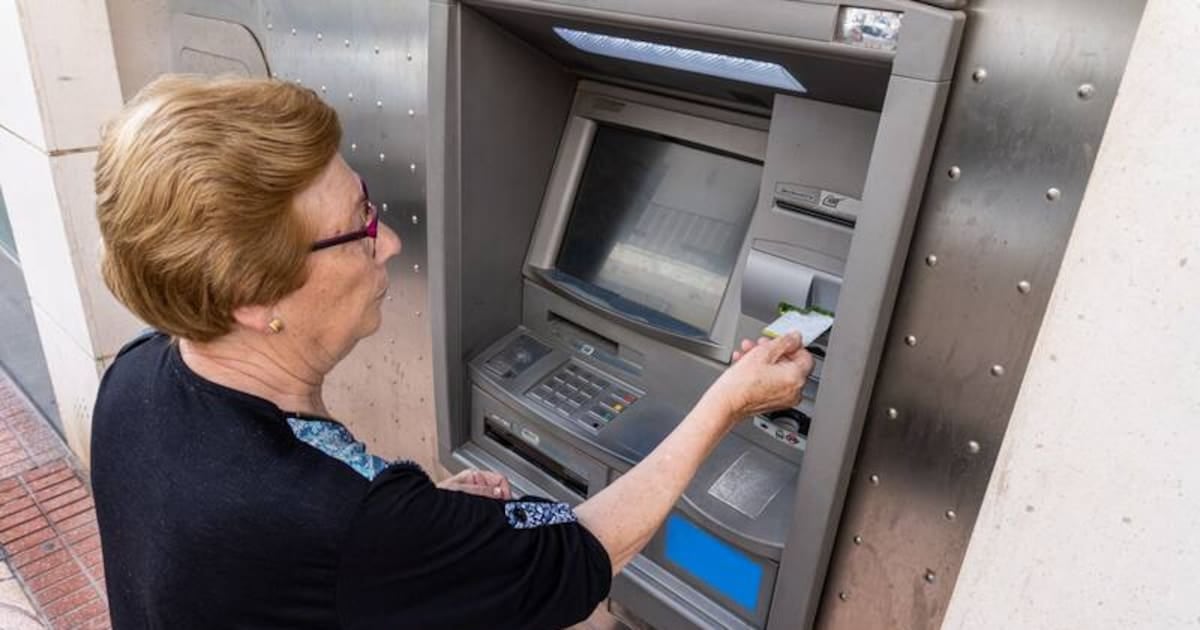 Jubilaciones de octubre: la mínima cobrará 505.748 pesos y arranca el jueves 8 con el DNI terminado en 0