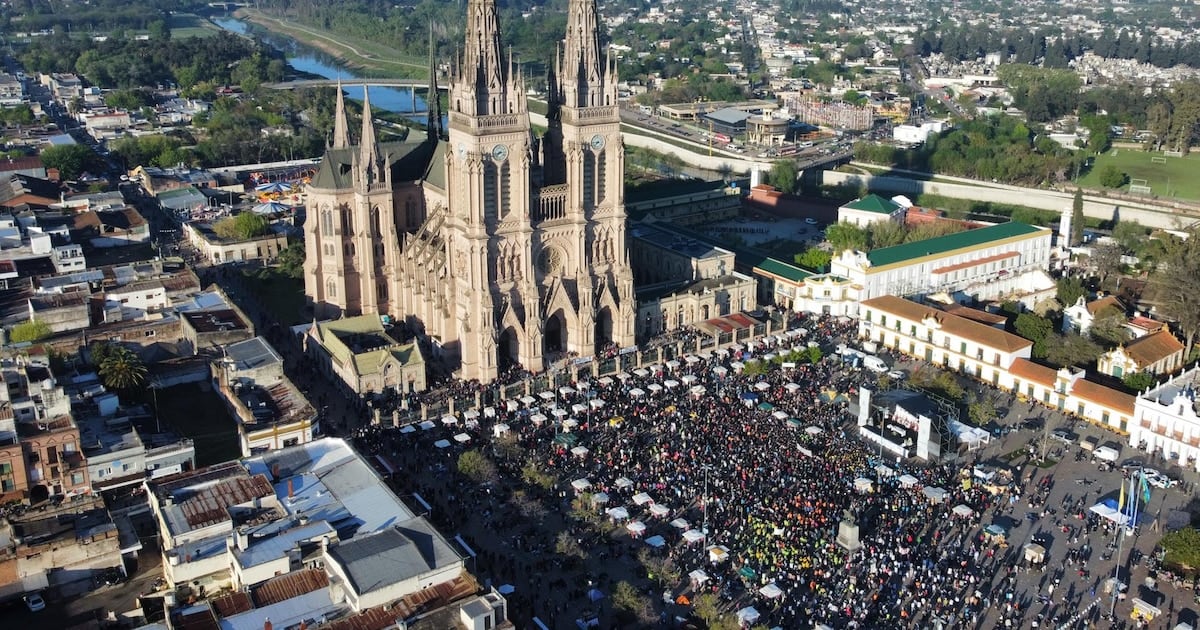 Luján espera la visita papal con alojamientos temporarios publicados a valores de hasta dieciséis mil dólares por noche