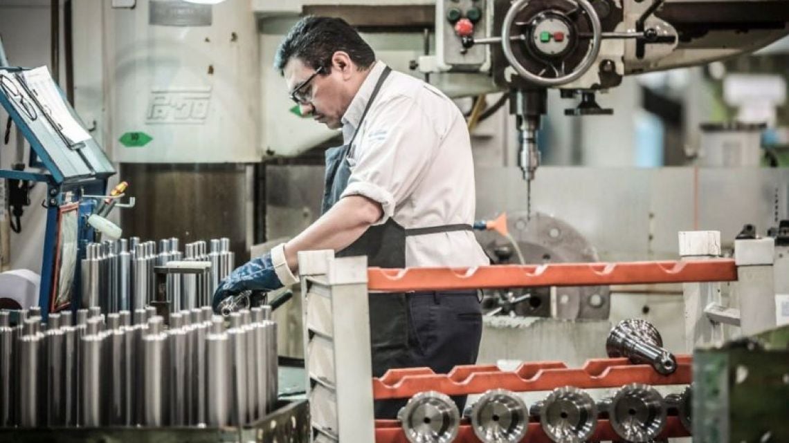 La industria manufacturera acumula la destrucción de 66.262 puestos registrados en dos años y solo tres provincias lograron crecer