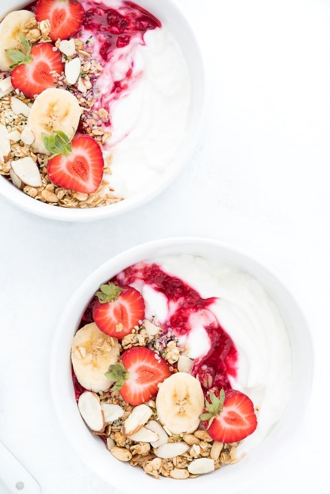 El pote de yogur griego y el hígado graso: por qué un solo alimento no mueve la aguja