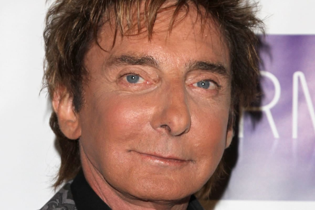 Manilow, los pulmones y la maldita tos: otro show trunco en Las Vegas
