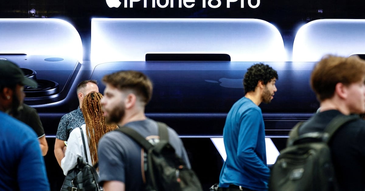 El precio que la inteligencia artificial le terminó cobrando al iPhone 18 Pro: Apple frenó pedidos y la memoria pasó a ser un lujo