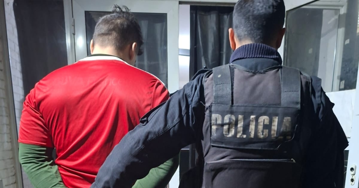 Un exagente exonerado quedó detenido por la muerte de una joven en una pensión del norte rosarino