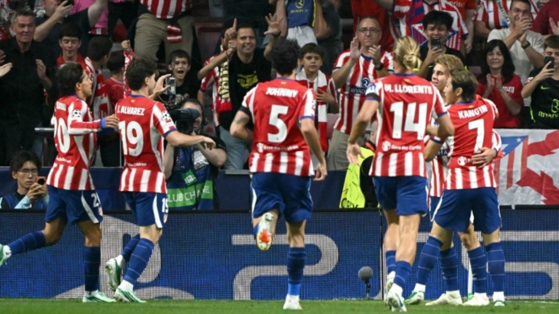 El Atleti se sacó la mufa en el Metropolitano: goleó al United y respiró en la Champions