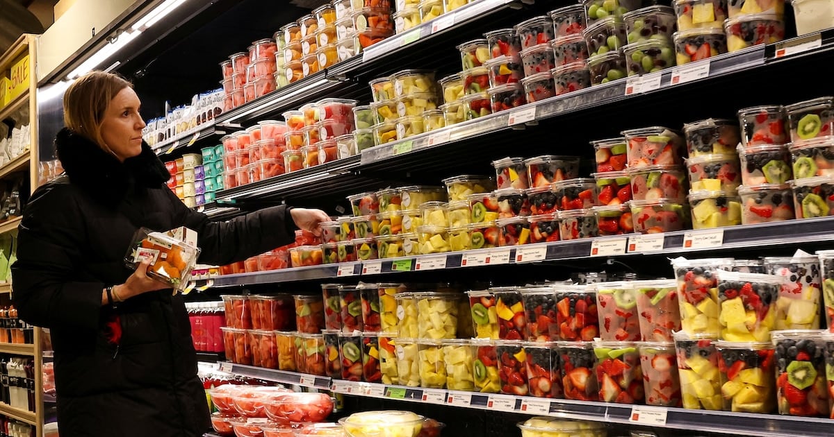 La inflación estadounidense se aceleró en septiembre y quedó en 3,7% interanual, empujada por el alza de la nafta