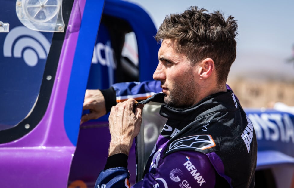 Kevin Benavides va con todo: “Creo que el Dakar se va a correr” y sigue entrenando como si nada
