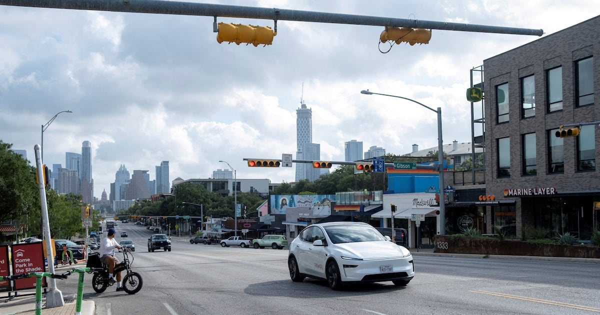 El Congreso de Estados Unidos dejó sin ley a los robotaxis y las ciudades avanzan con normas propias