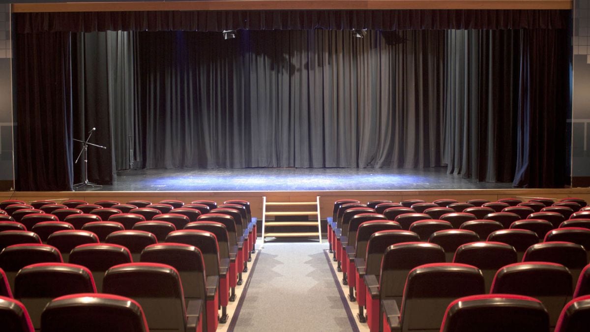 El Alto Valle vive un fin de semana cargado de música, comedia y humor en escena