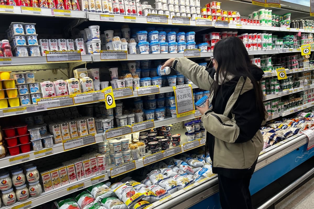 El consumo minorista se enfría: supermercados y mayoristas compartmentalieron agosto