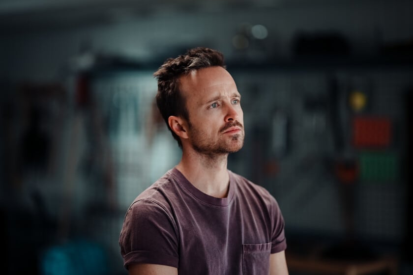 Aaron Paul rodó los flashbacks de Clayface, pero el montaje lo dejó en un parpadeo