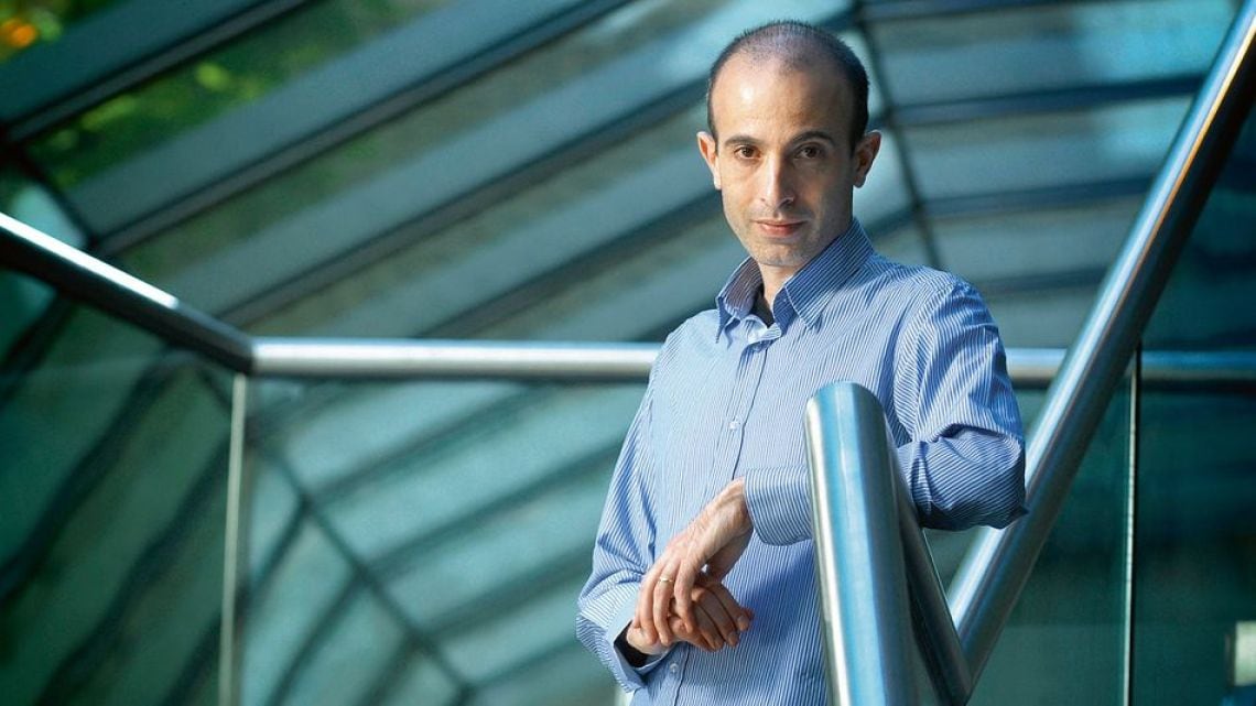 Harari advirtió sobre el poder de la inteligencia artificial en las finanzas y la burocracia